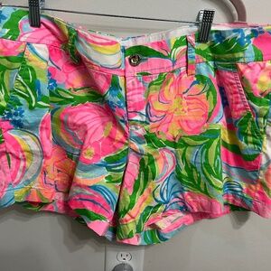 EUC Lilly Pulitzer Callahan Shorts 16